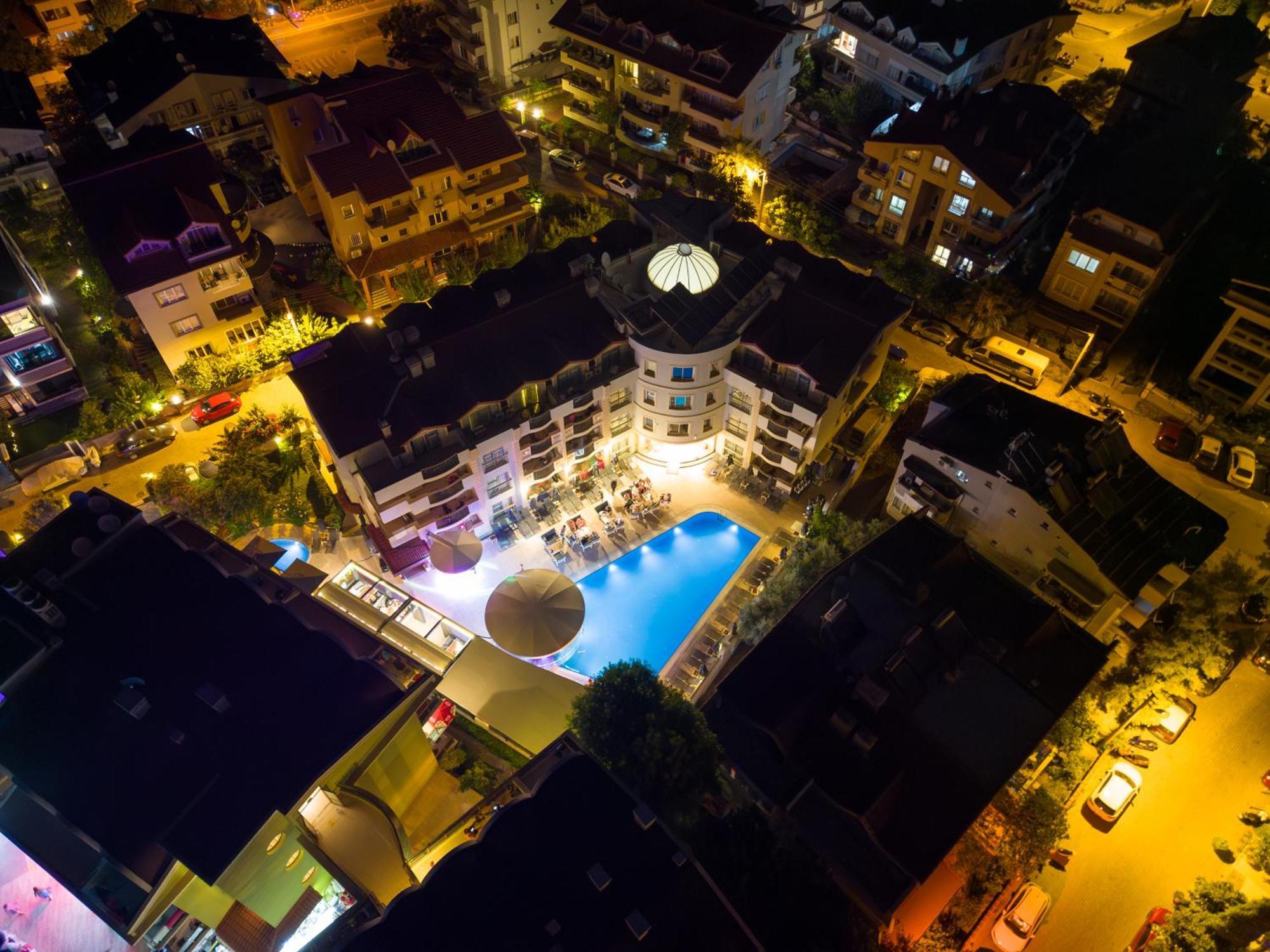 Club Karakas Apart Otel Marmaris Esterno foto