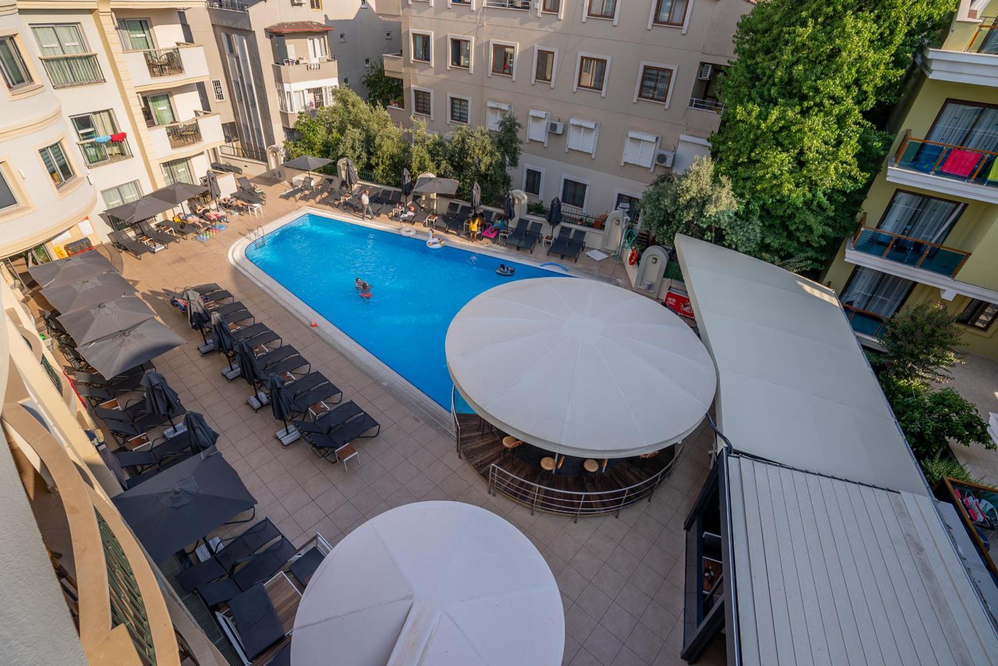 Club Karakas Apart Otel Marmaris Esterno foto